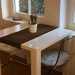 May-apartment Zentrale